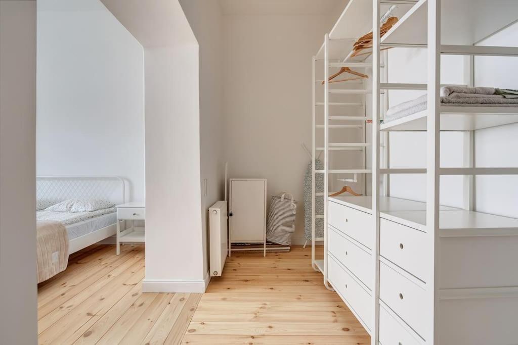 וילנה Spacious 2-Bedroom Flat In Old Town By Urban Rent מראה חיצוני תמונה