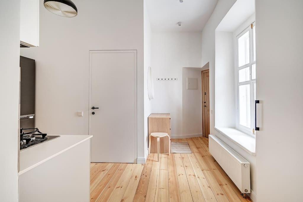 וילנה Spacious 2-Bedroom Flat In Old Town By Urban Rent מראה חיצוני תמונה